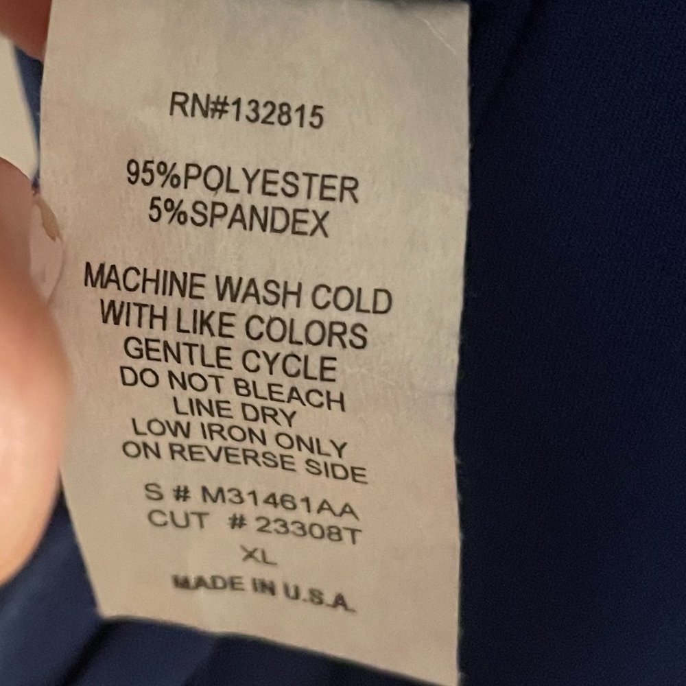 NWT Bleecker & McDougal Cold-Shoulder V-neck, XL - Picture 6 of 6